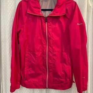 SOLD Columbia women’s rain jacket